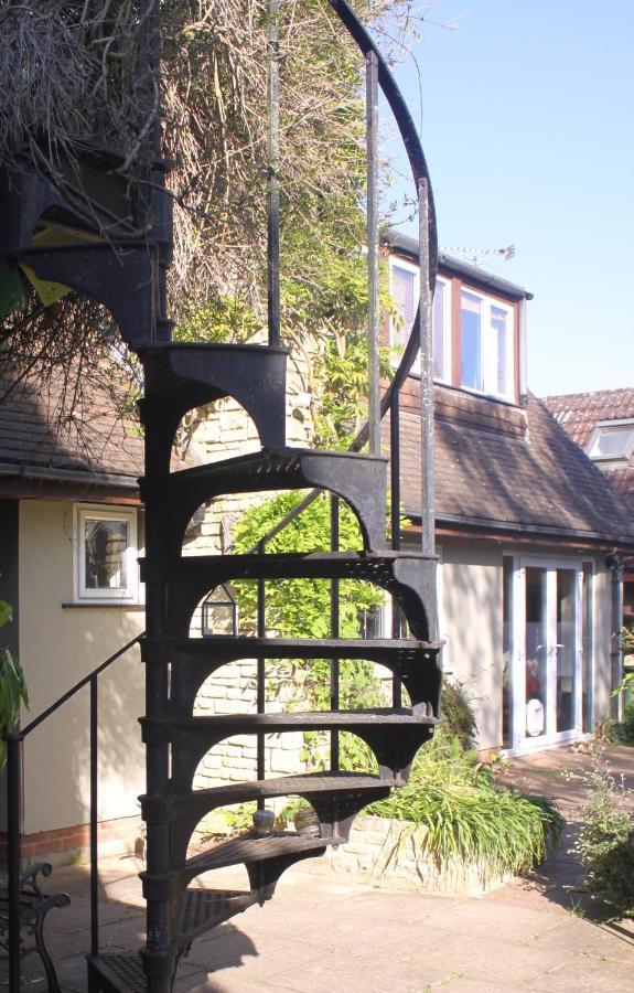 Sandford Meadow Guest House Kennington  Esterno foto